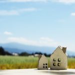 家を売る時は解体して更地にしてからでも売れるの？